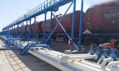 له حیرتان بندره دوه واګونه بې کیفیته تېل بېرته ازبکستان ته ګرځول شوي