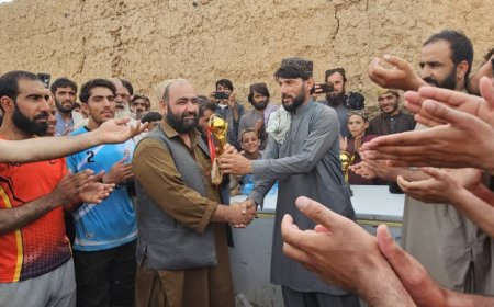 هلمند مارجه ولسوالۍ کي د لسو لوبډلو په ګډون د والیبال شپنۍ ټورنمیټ پای ته ورسید.