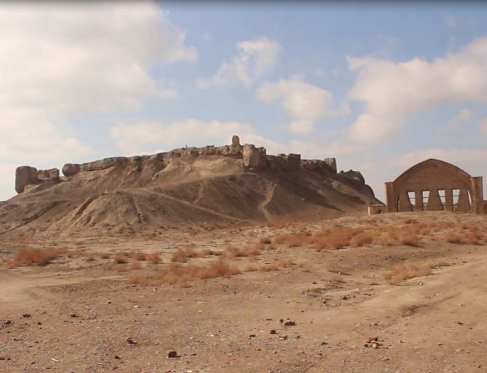 د هلمند لرغوني ‌سیمي کلا بست کي عامه کتابتون پرانیستل سوې.